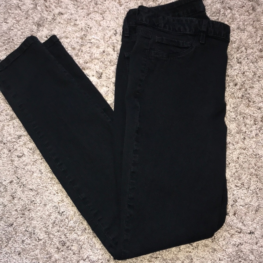 Black Refuge Jeans